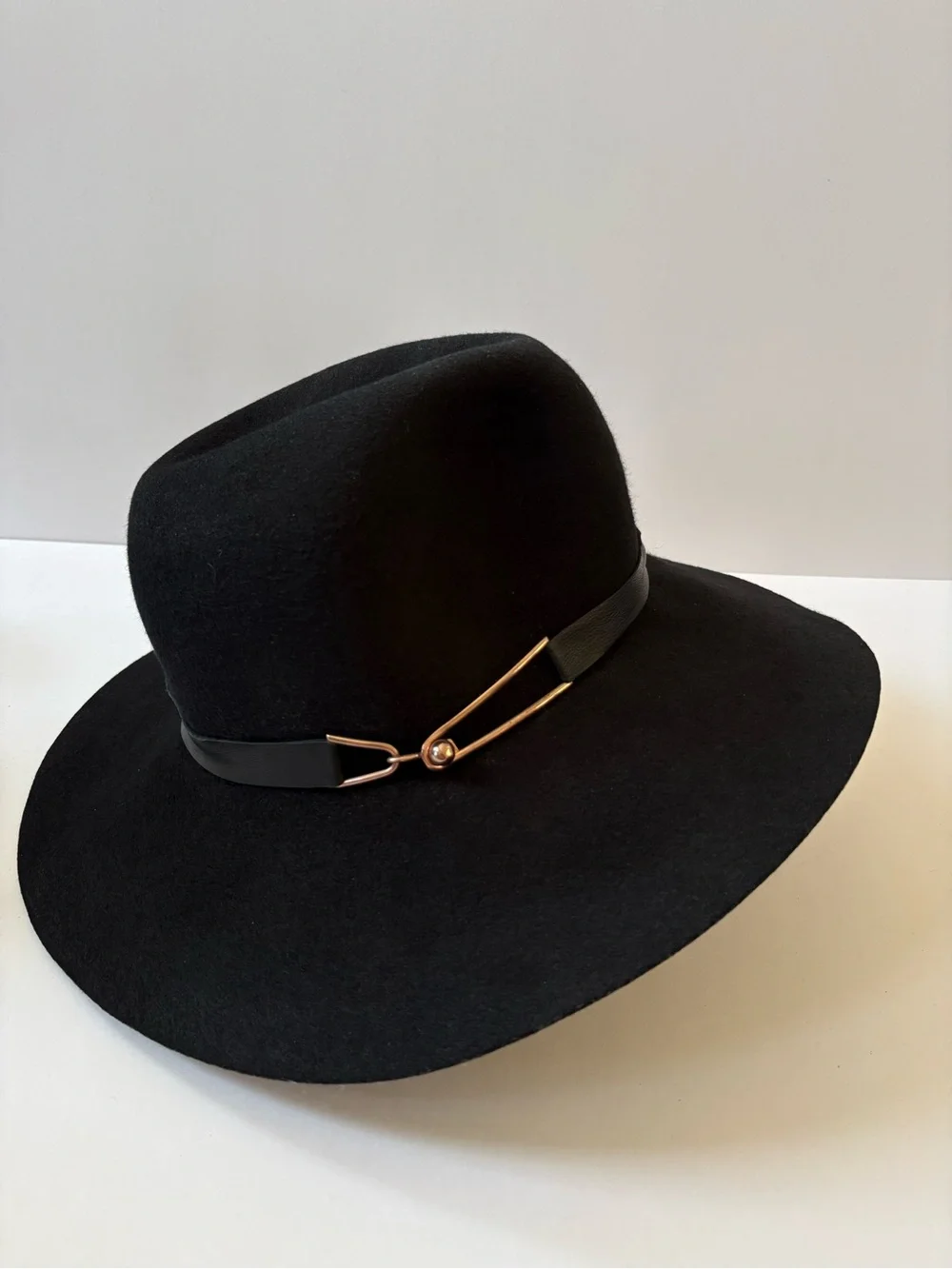 Eugenia Kim Blake Black Trim Gold Buckle Felt Wool Fedora Hat Western Preppy